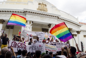 ACTIVISTAS PRESENTAN PROYECTO DE LEY PARA MATRIMONIO HOMOSEXUAL EN VENEZUELA